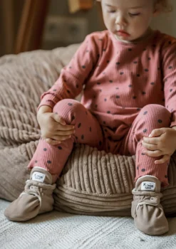 Baby Booties Gamuza Café
