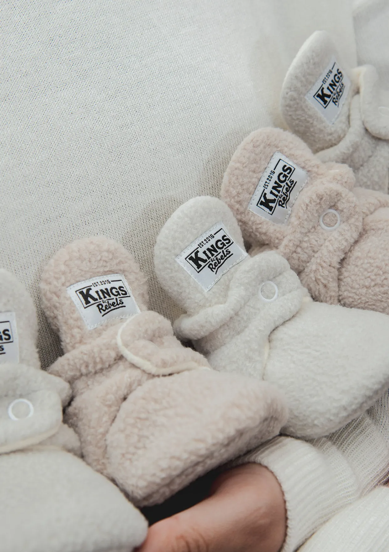 Baby Booties Teddy Grau