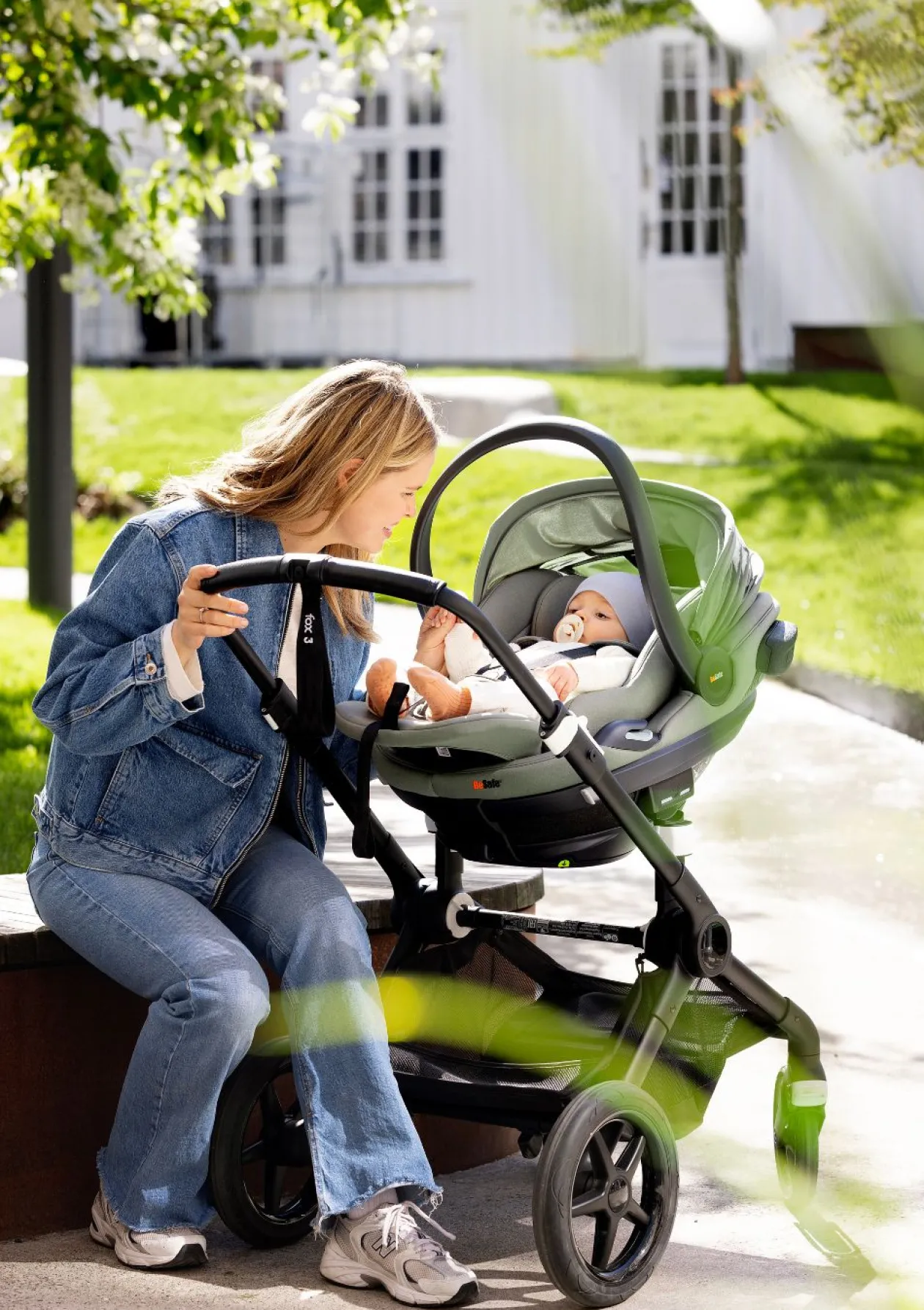 Babyschale 'Go Beyond2' Meadow Green SoftBreeze