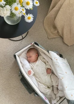 Babytragetasche 'Carry Me' Black Leaf