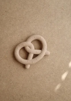 Beißspielzeug 'Pretzel'