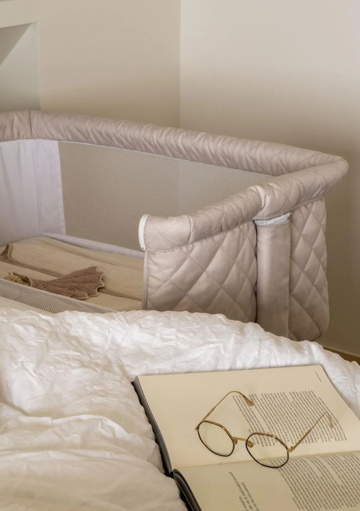 Beistellbett 'Side by Side' Natural Quilted Clay 84 x 50 cm