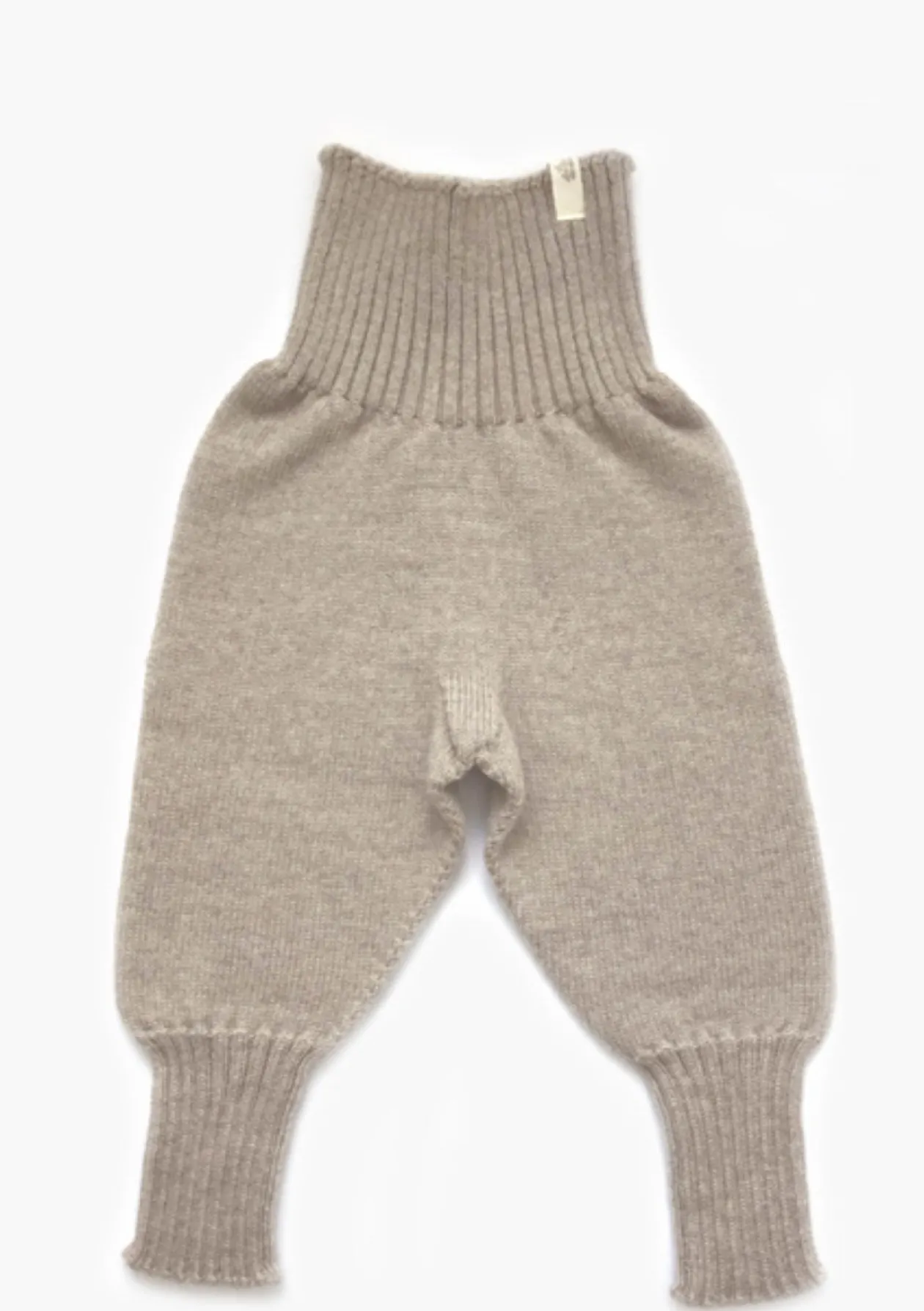 Gestrickte Babyhose zum Mitwachsen beige