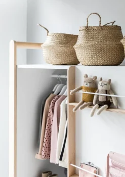 H Kleiderschrank White