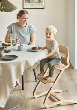 Hochstuhl 'Louie' Eiche