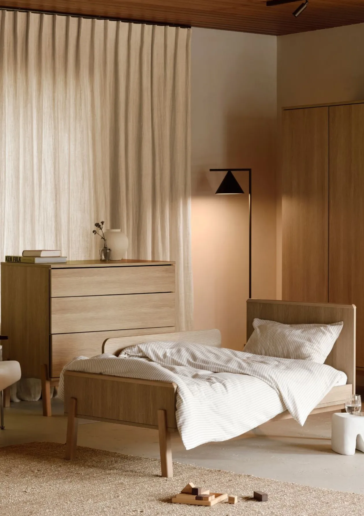 2-in-1 Bett 'Ashi' Honey Ash 140 x 70 cm