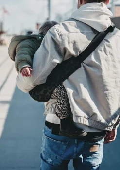 Kindertrage Grey Leopard