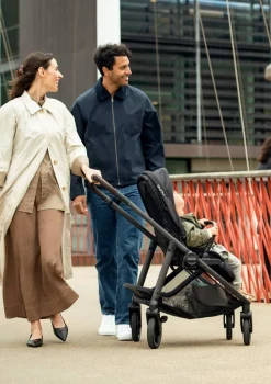 Kinderwagen 'SWIV' Caviar