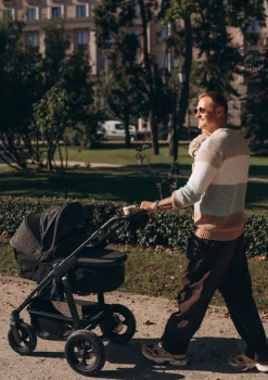 Kombi-Kinderwagen 'Mono 4' Premium Schwarz