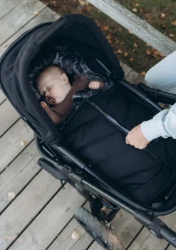 Kombi-Kinderwagen 'Mono 3' Schwarz