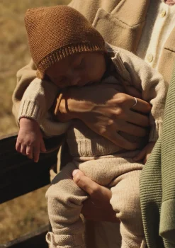 Merino Bonnet 'Dolly' Chocolate