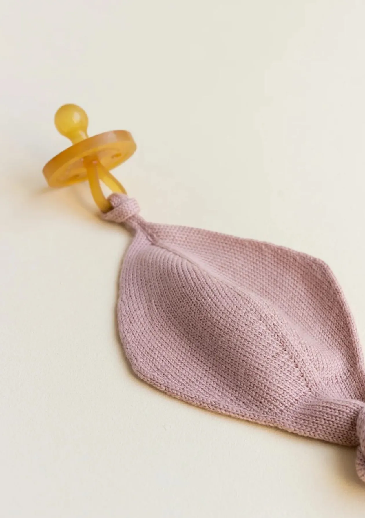 Merino Strick-Schnullertuch 'Titi Comforter' blush