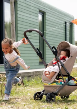 Neugeborenen-Aufsatz 'Nest to Seat' für 'Aer2' Forest Green