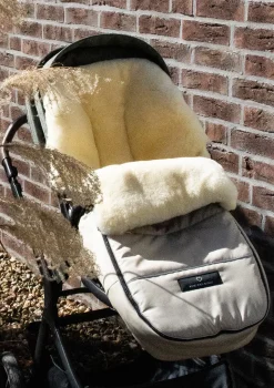 Premium Lammfell-Fußsack Limited Edition dune-beige