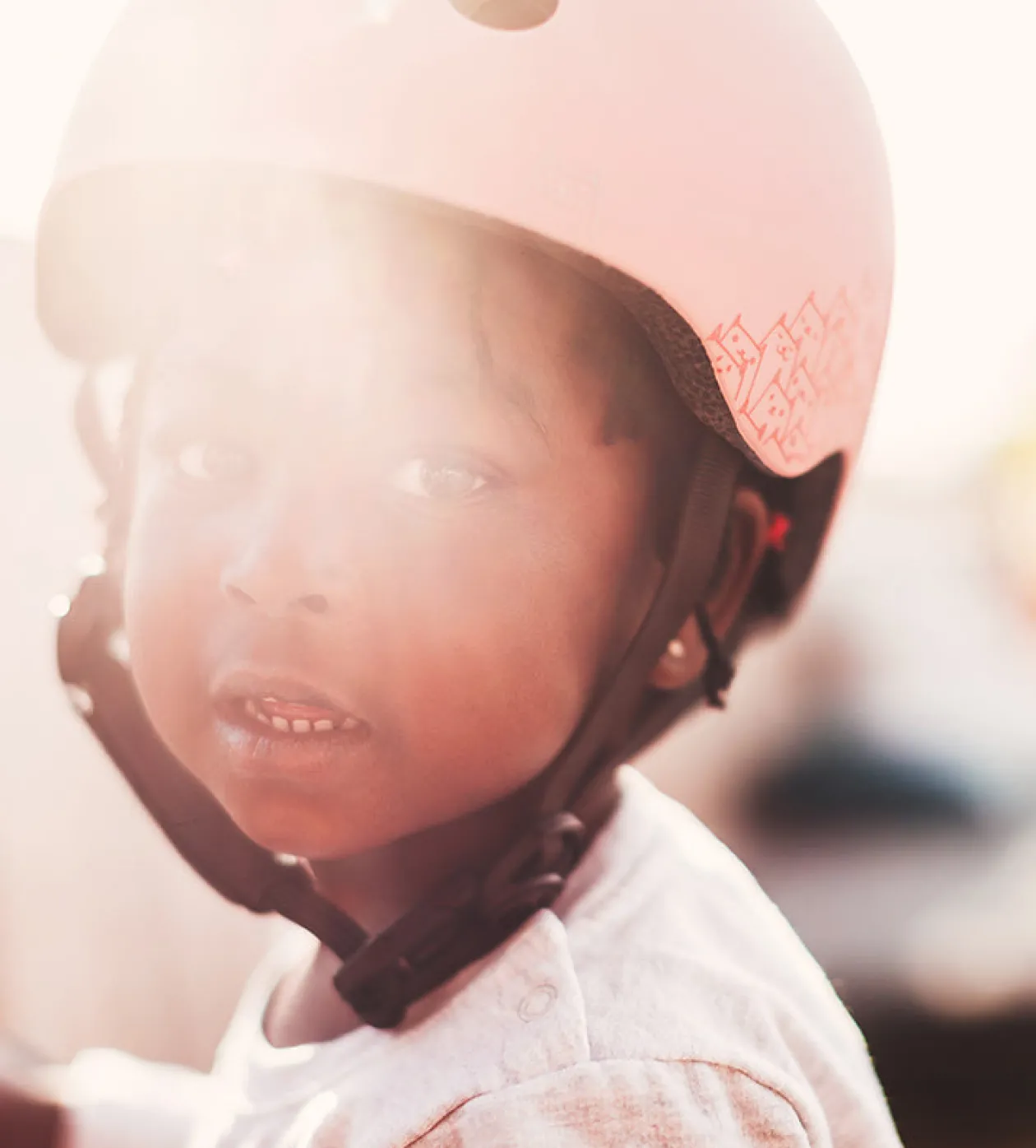 Reflektierender Helm Rose