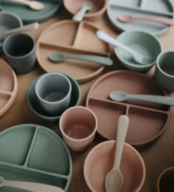 Silikon Teller mit Saugnapf Cambridge Blue