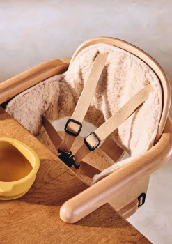 Tischsitz mit Sitzauflage 'Hiko' Fur Milk